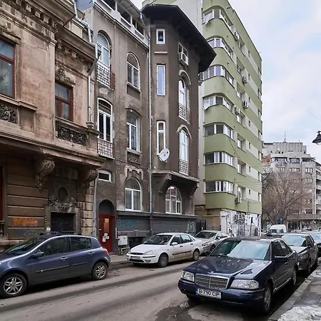 Διαμέρισμα Downtown With Terrace By Urbanesq