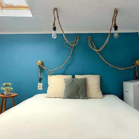 Downtown With Terrace By Urbanesq